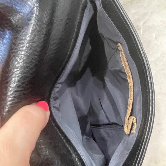 Matt & Nat Vegan black purse - Picture 11 of 14